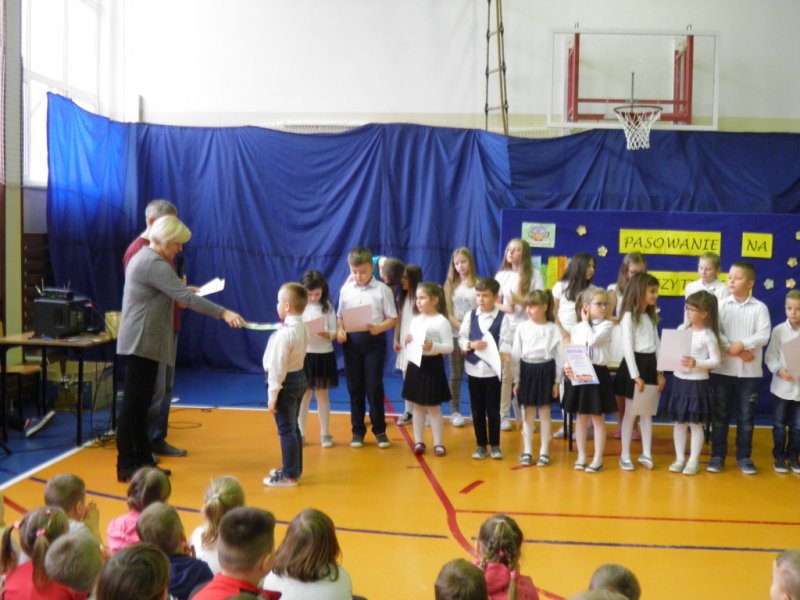 Pasowanie na ucznia klasy I.